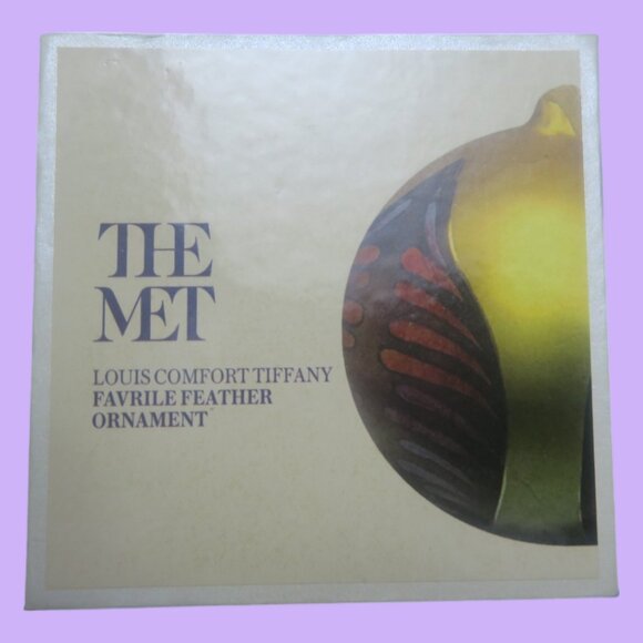 Metropolitan Museum of Art the louis comfort Tiffany Favrile feather ornament - Picture 1 of 3